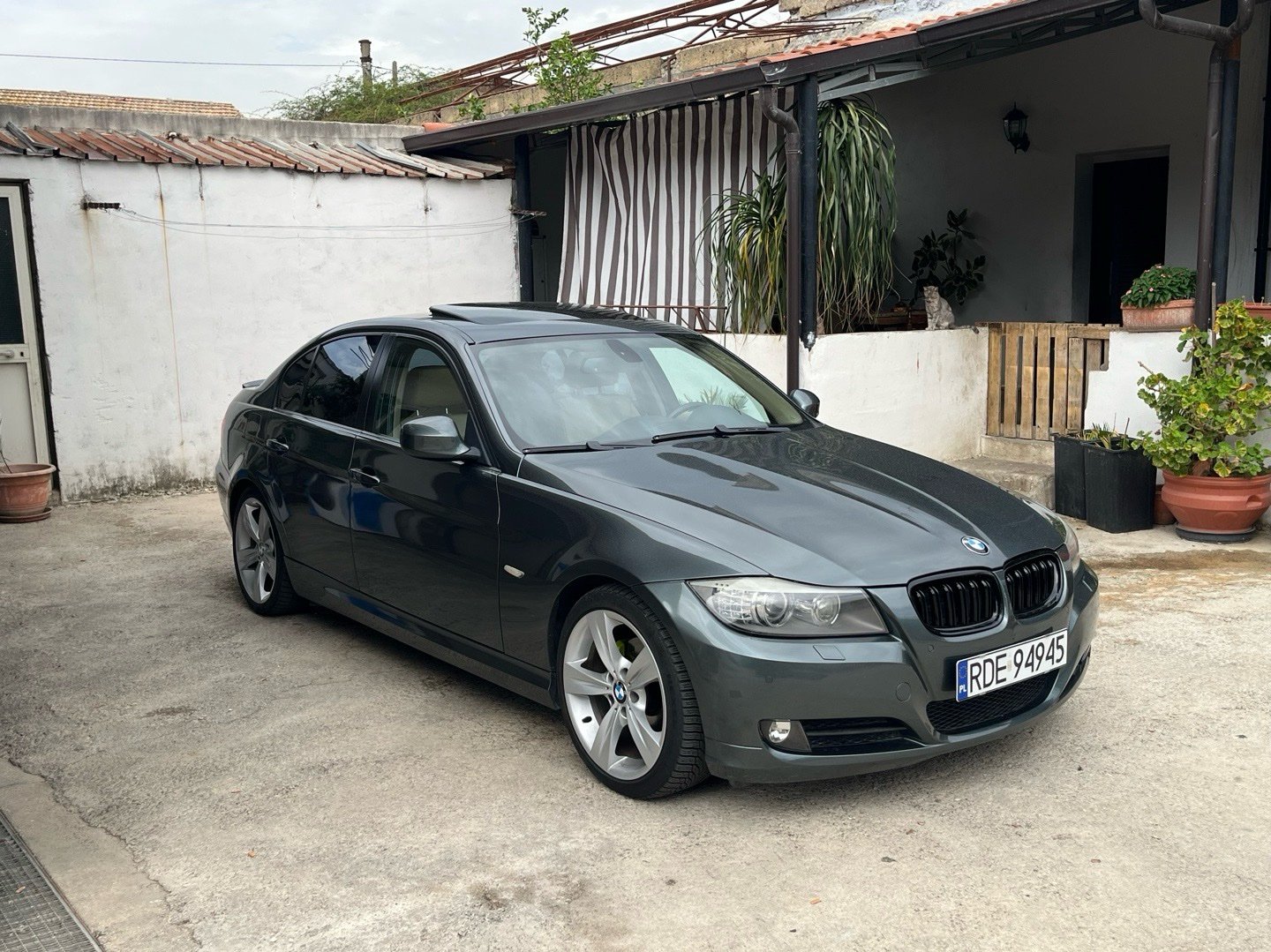 Bmw E90 Lci 320i